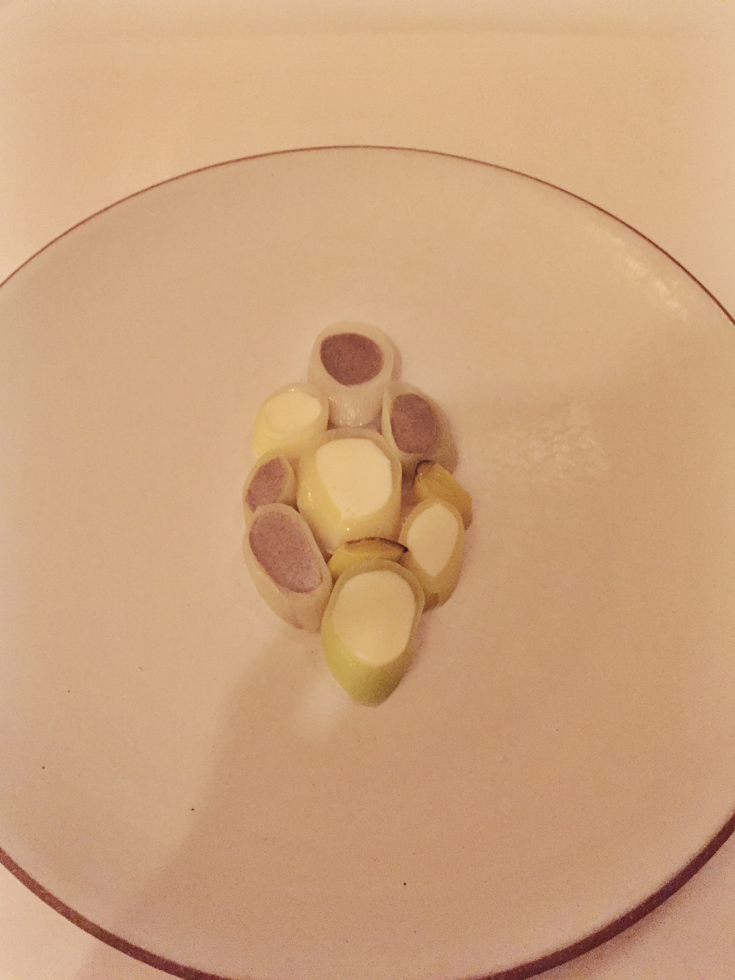 Scallops with black truffle and leeks