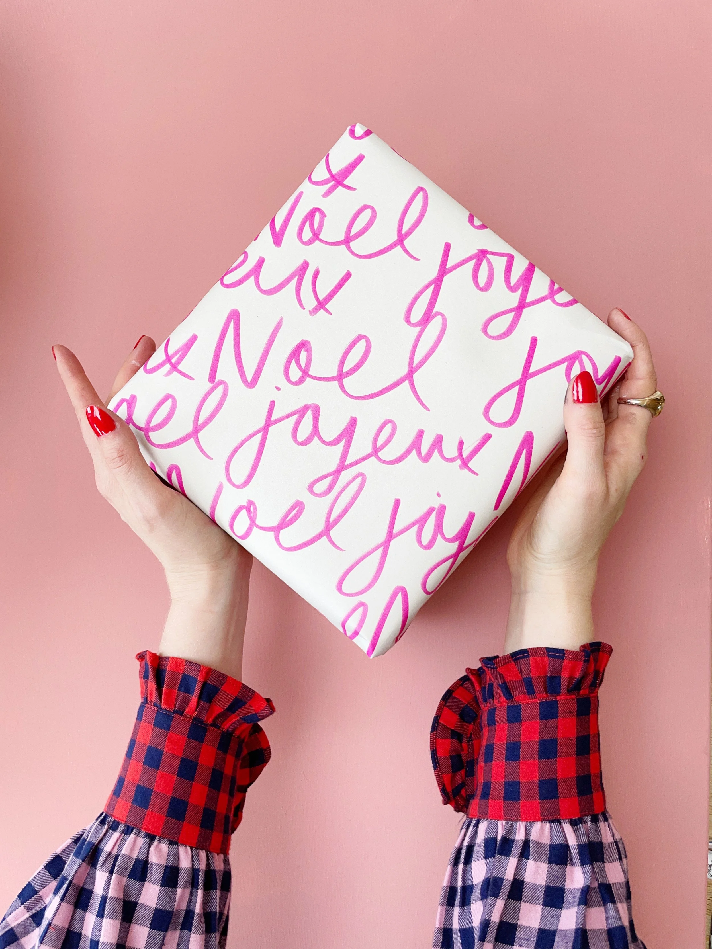 JESS WILLIAMS christmas wrapping paper.JPG