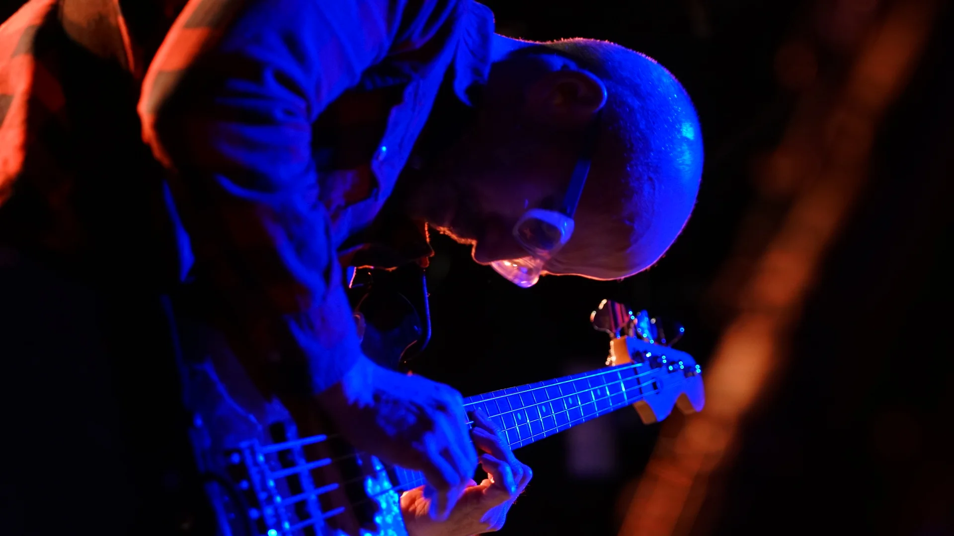 PHOTO BY BART BABINSKI