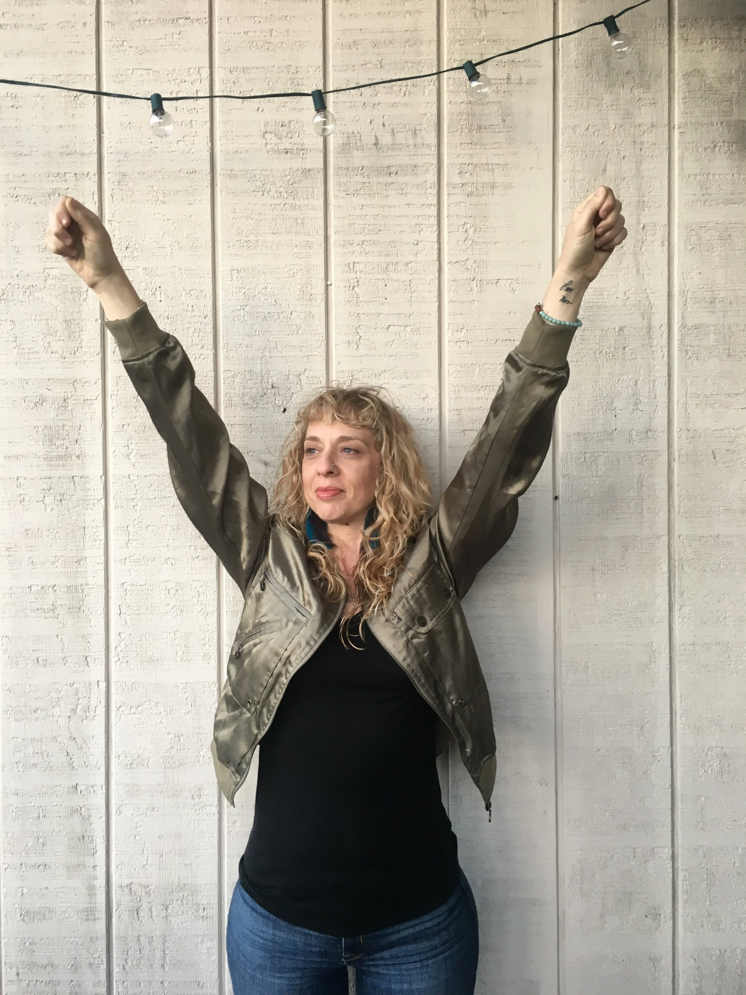 Settle Your Sh*t℠ Live Online - Holiday Edition