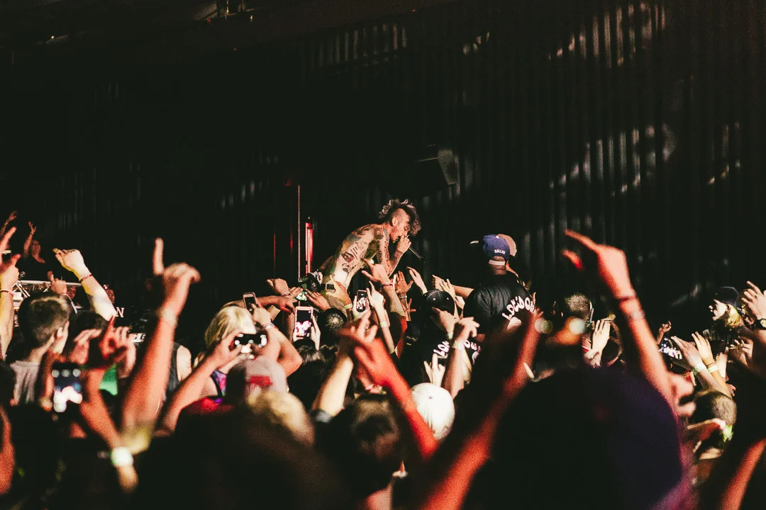mgk-43.jpg