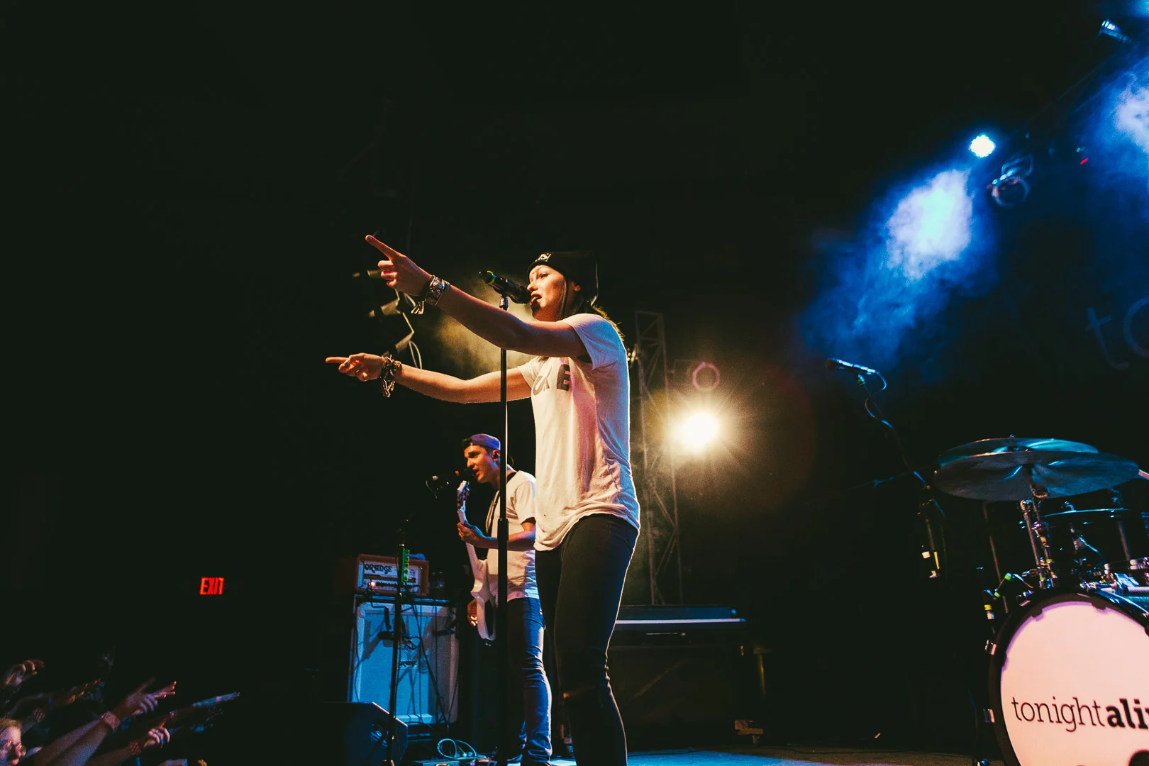 tonight alive-13.jpg