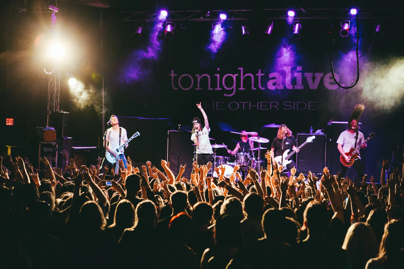 tonight alive-35.jpg