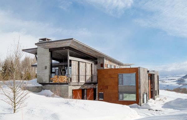 Modern-home-surrounded-mountains11.jpg