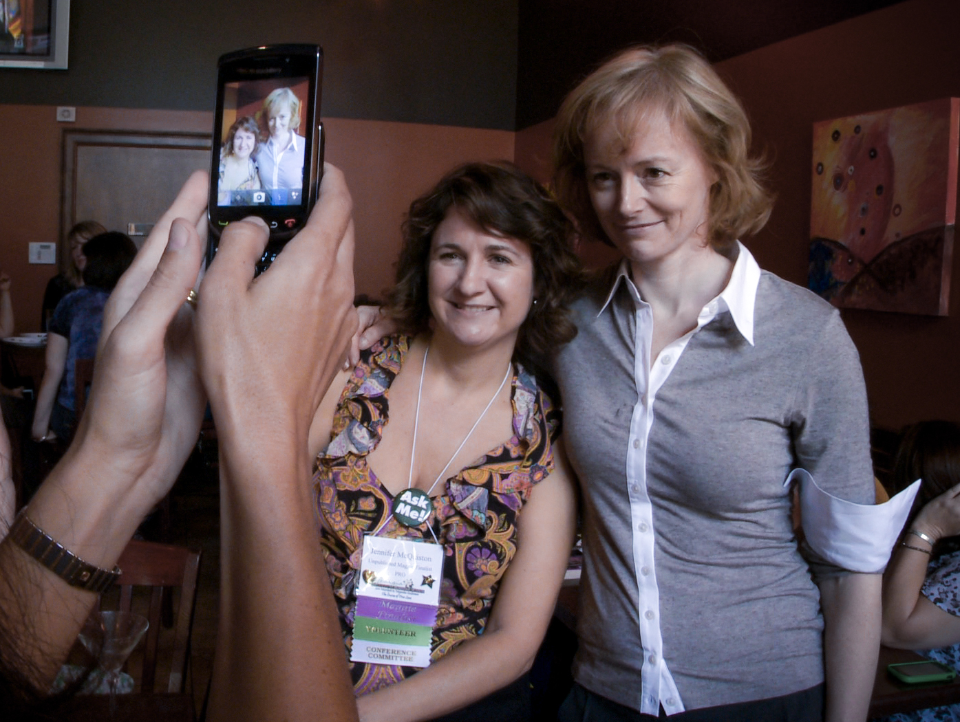 Eloisa James &nbsp;with a fan