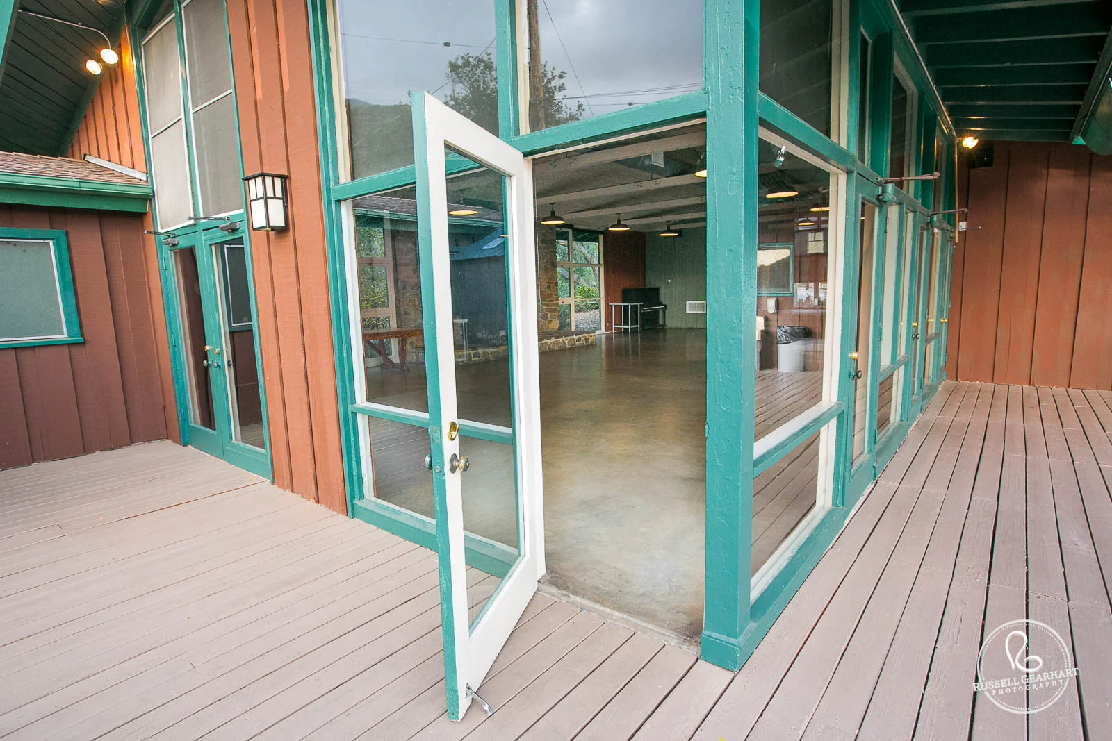 doors from Deck into Lodge @ Angelus Mountain Center © Russell Gearhart Photography