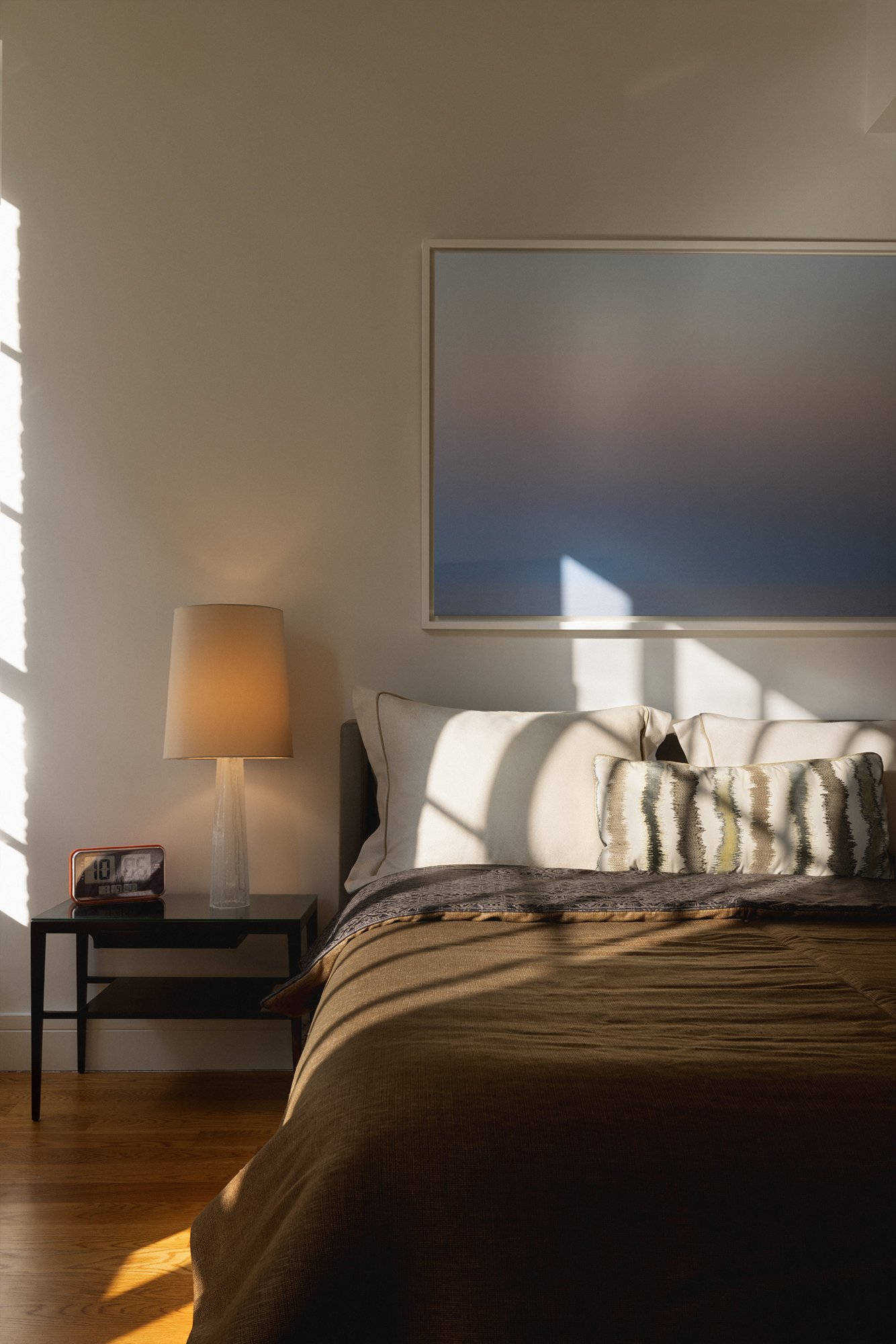 Rachel_Kuzma_Interior_Bedroom_Light_Stream.jpg