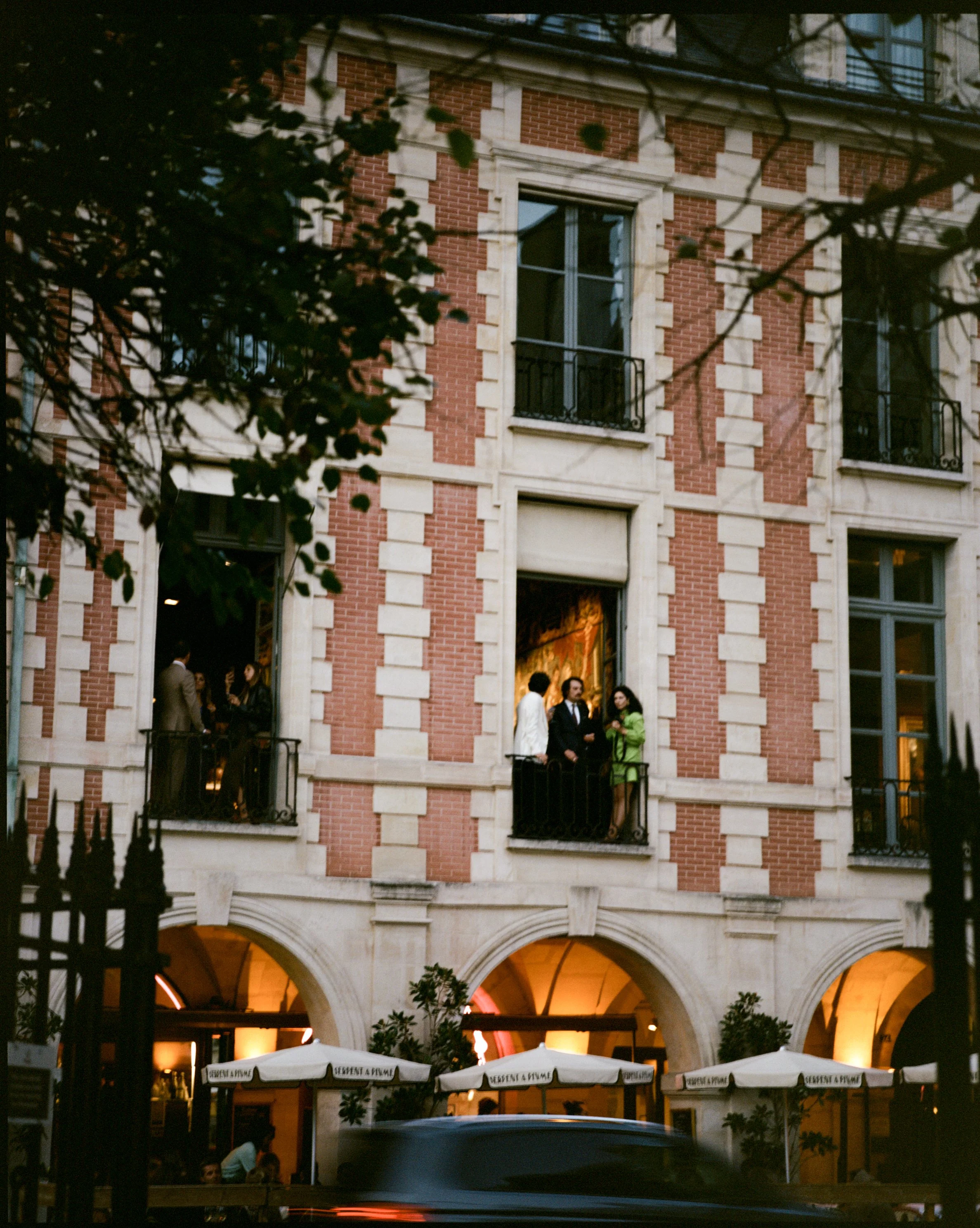 91957_RKU_002_03.jpg