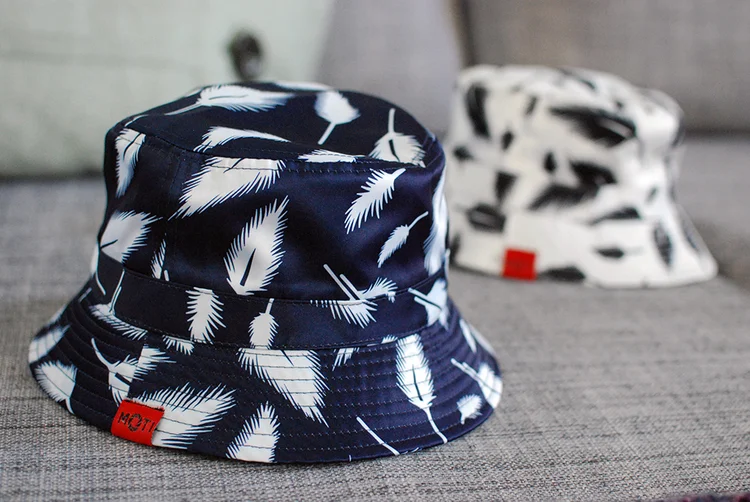 Feather Bucket Hat - Blue+White