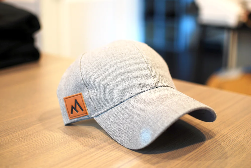Mountain Flex Cap - Silver