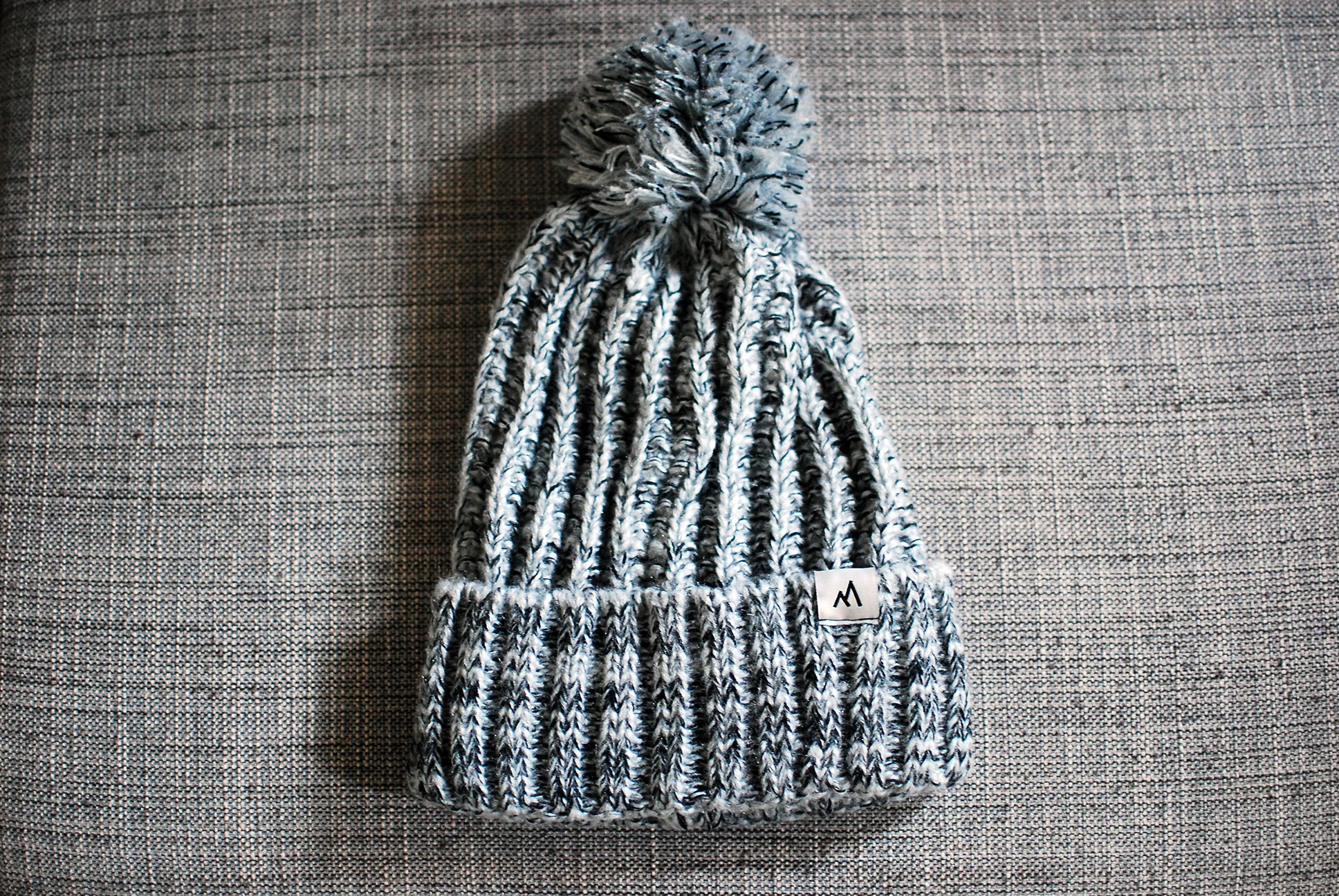 Knitted Pom Beanie - Gray Blend