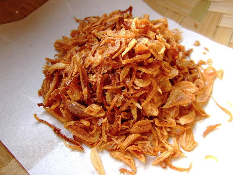  Bawang goring - a must for all meals