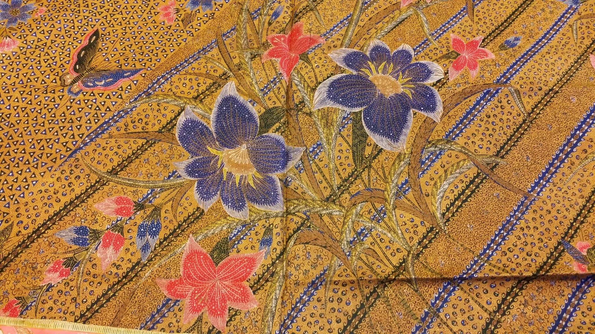 Indian Batik textiles 7.jpg