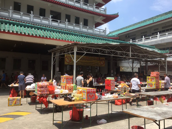 The joss offering tables outside the pagoda columbarium. 