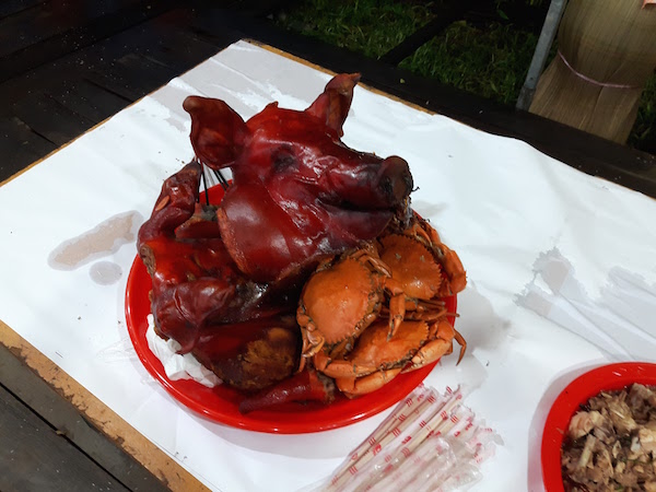 Crab and roast pig! 