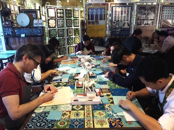 ws-singapore-jennifer-lim-art-printing-peranakan-fabric-ptlf-161219-04-wm.jpg