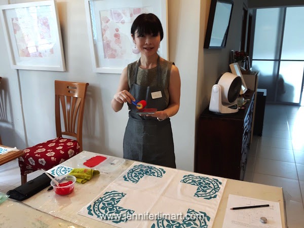 ws-singapore-jennifer-lim-art-printing-peranakan-chinese-new-year-170114-12-wm.jpg