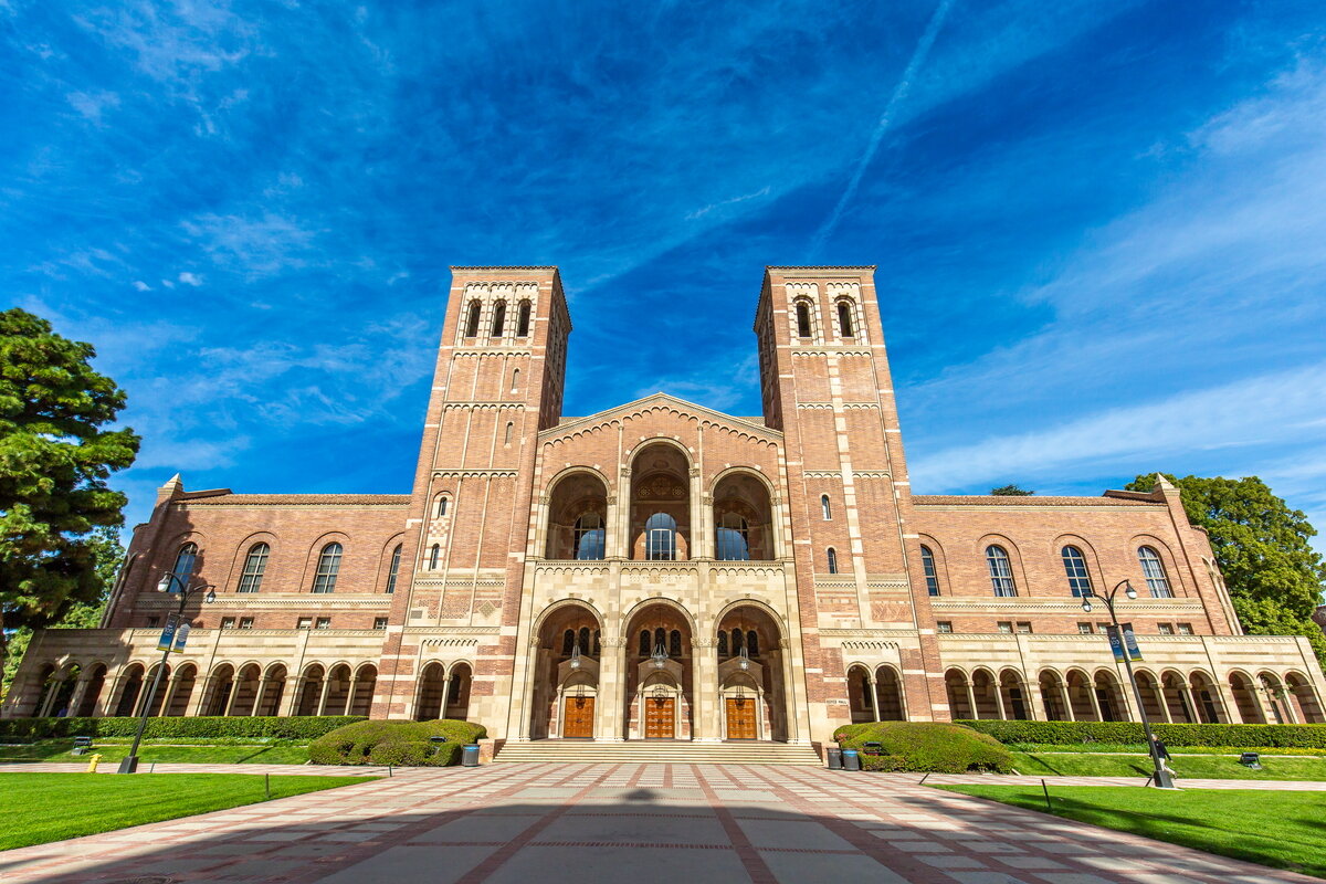 90smade in USA カリフォルニア大学ロサンゼルス校UCLA カレッジ
