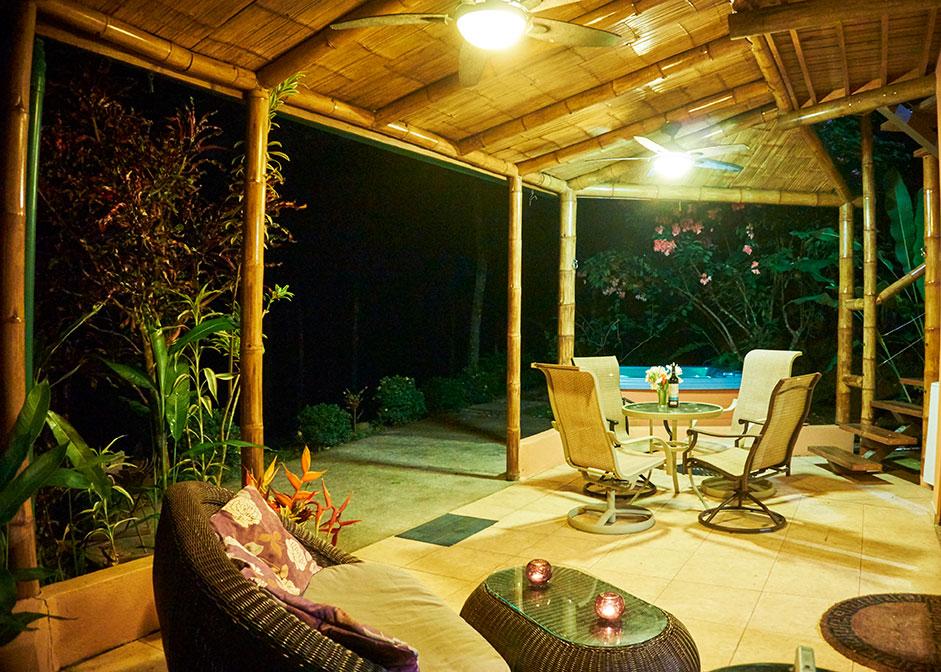 manoas-luxury-villas-colibri-patio-3.jpg