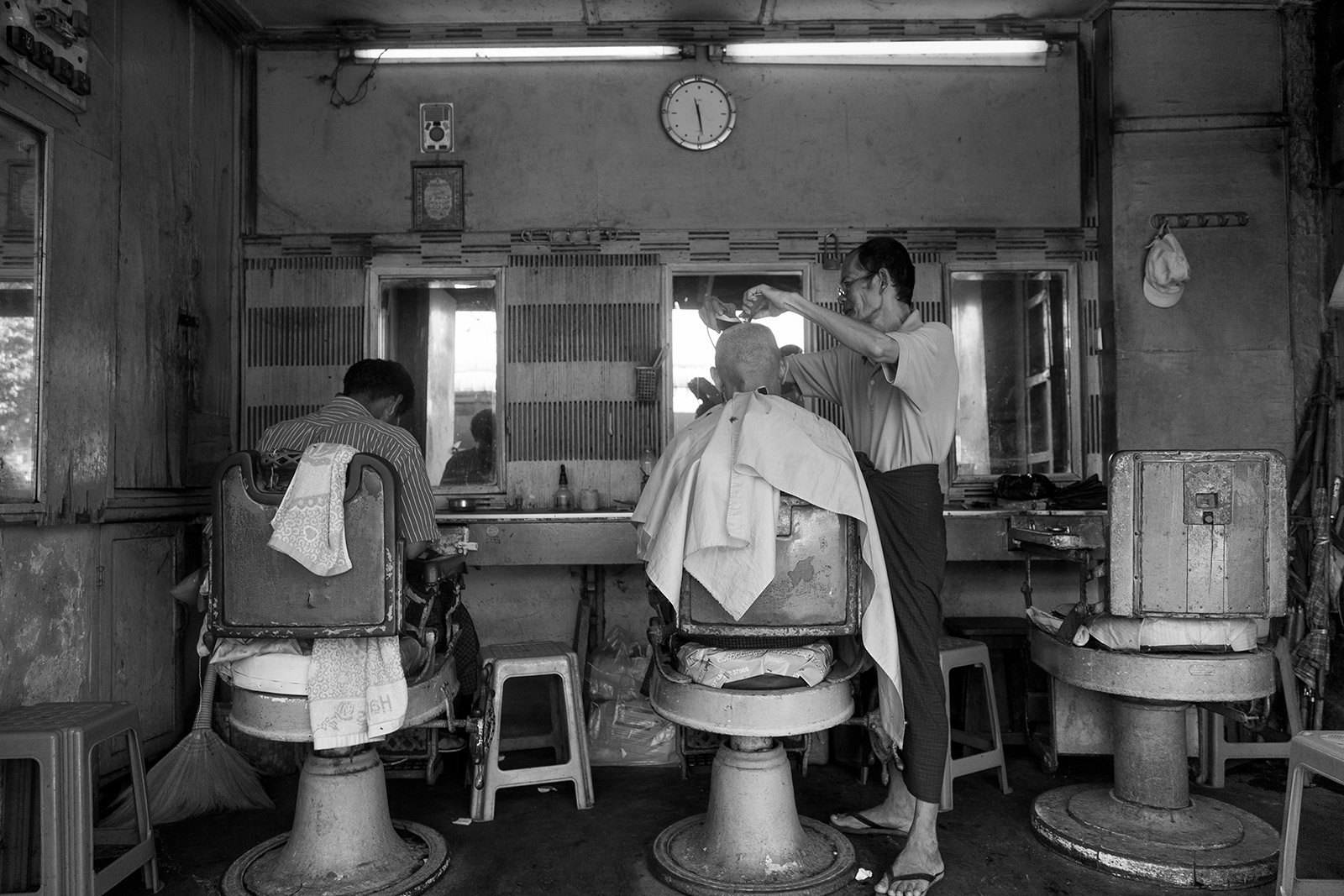 Barbers-of-Asia-0035.jpg