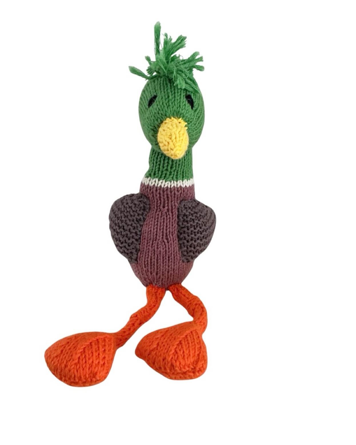 Incase you haven&rsquo;t met our favourite duck yet 🦆 New to the crew in late 2025, full of spunk and sure to make you smile. Hand knitted using 100% organic cotton by the incredible women at Kenana.
#changinglivesstitchbystitch 
#kenanadownunder
#k