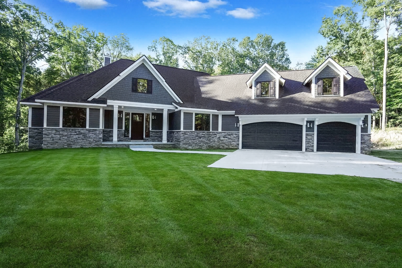 Stamper_Exterior elevation chatgpt lawn .png