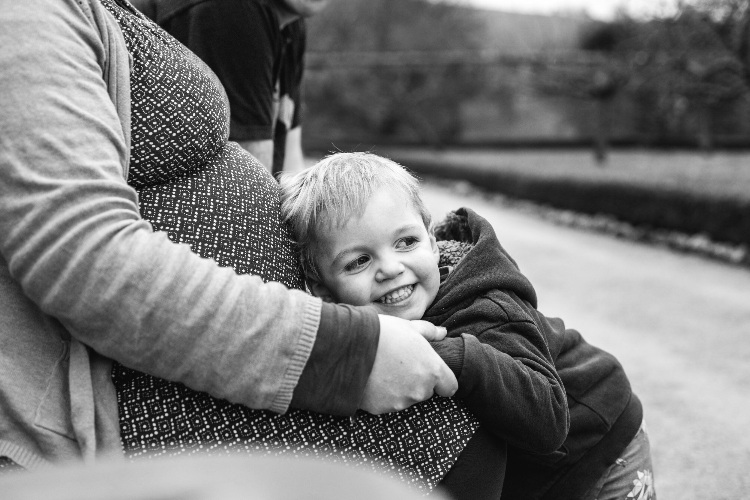 toddler maternity bump photoshoot west dean chichester-010.jpg