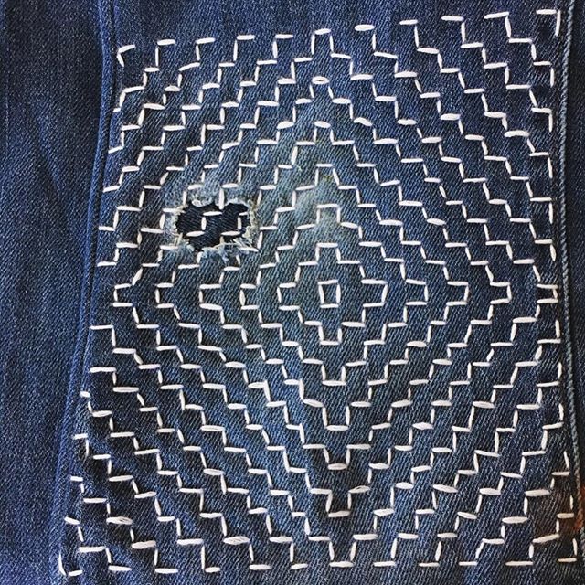 I've been on a #visiblemending kick since the start of 2019.  Inspired by @miniaturerhino's book &quot;Make + Mend&quot; and 
katrinarodabaugh's book &quot;Mending Matters,&quot; I decided to repair some well-loved jeans with #sashiko stitching. I'm 