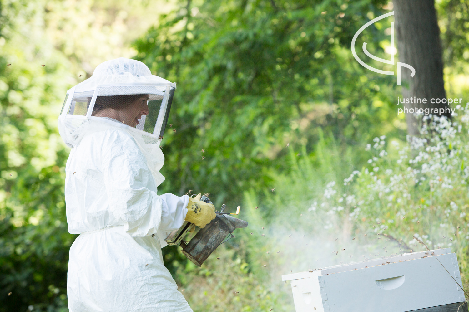 mom-beekeeper