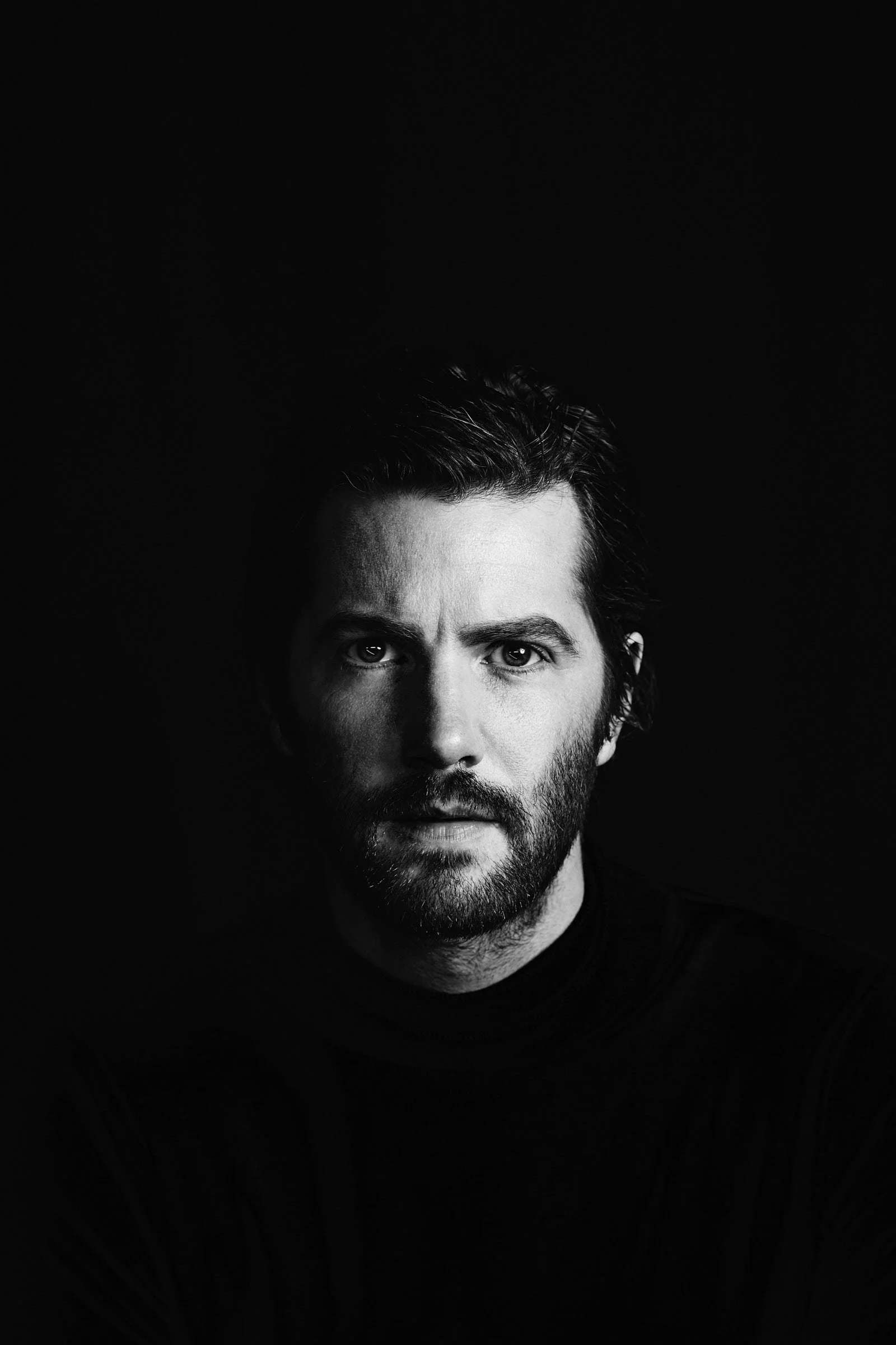 Leigh-Keily-Jim-Sturgess-14074-BW.jpg