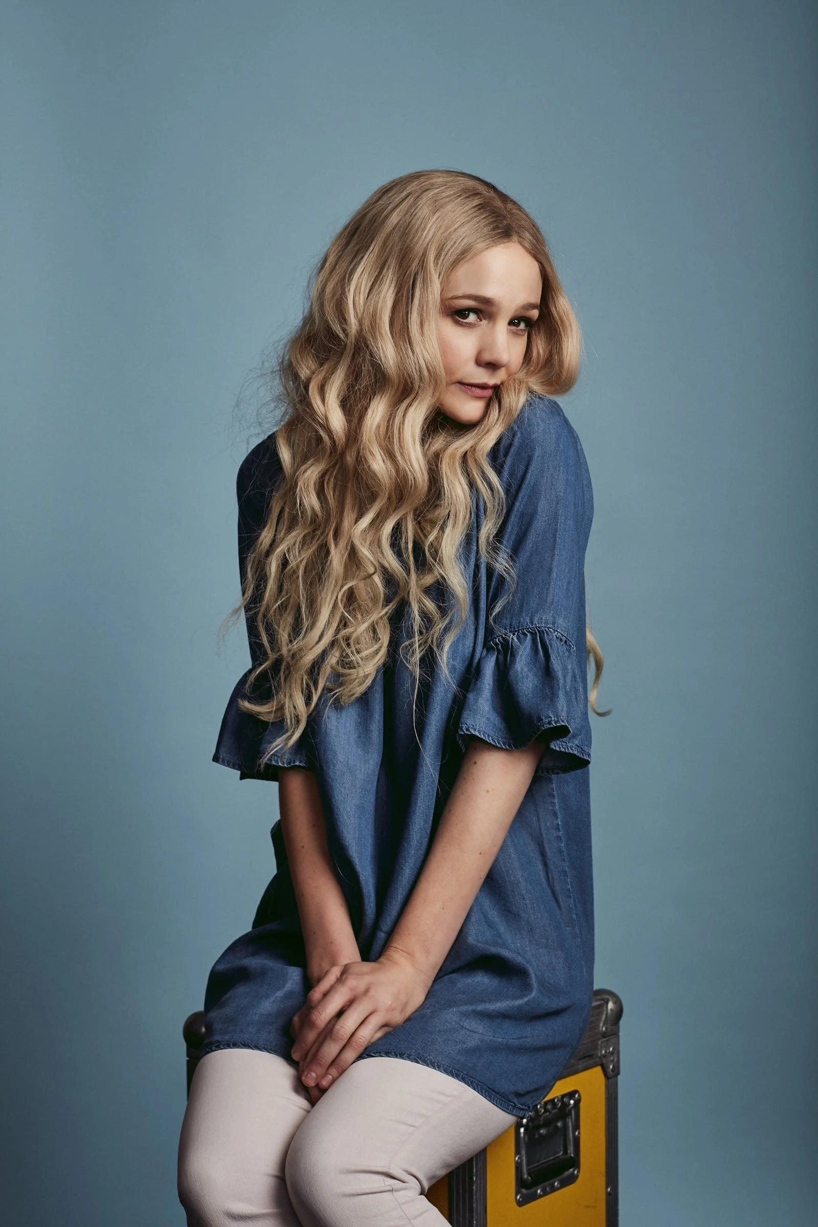Leigh-Keily-Carey-Mulligan-23417.jpg