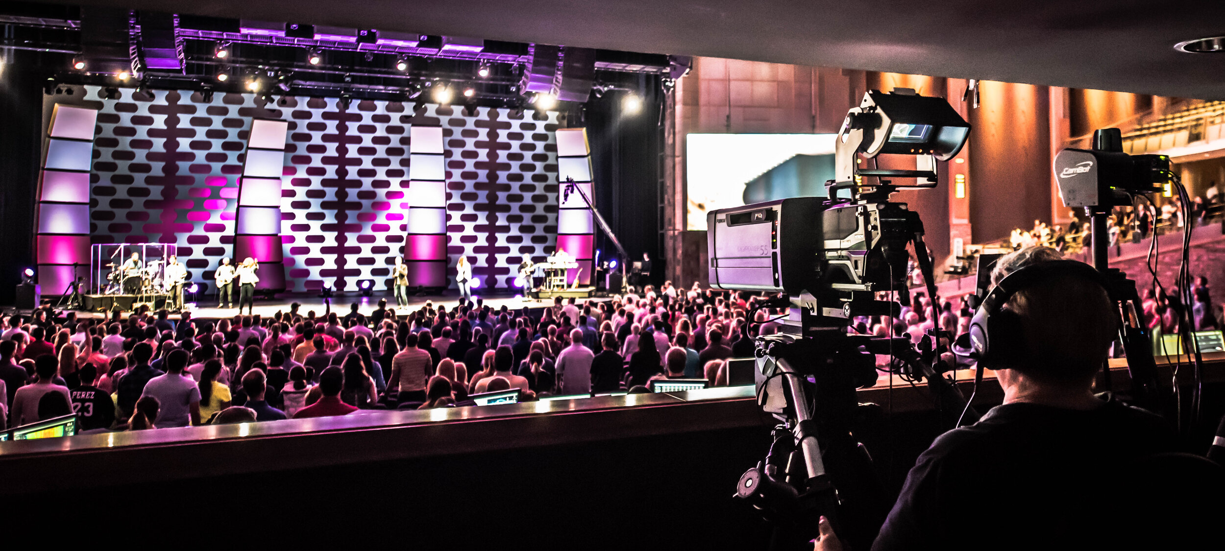 Willow Creek South Barrington Campus HD Upgrade — Clark