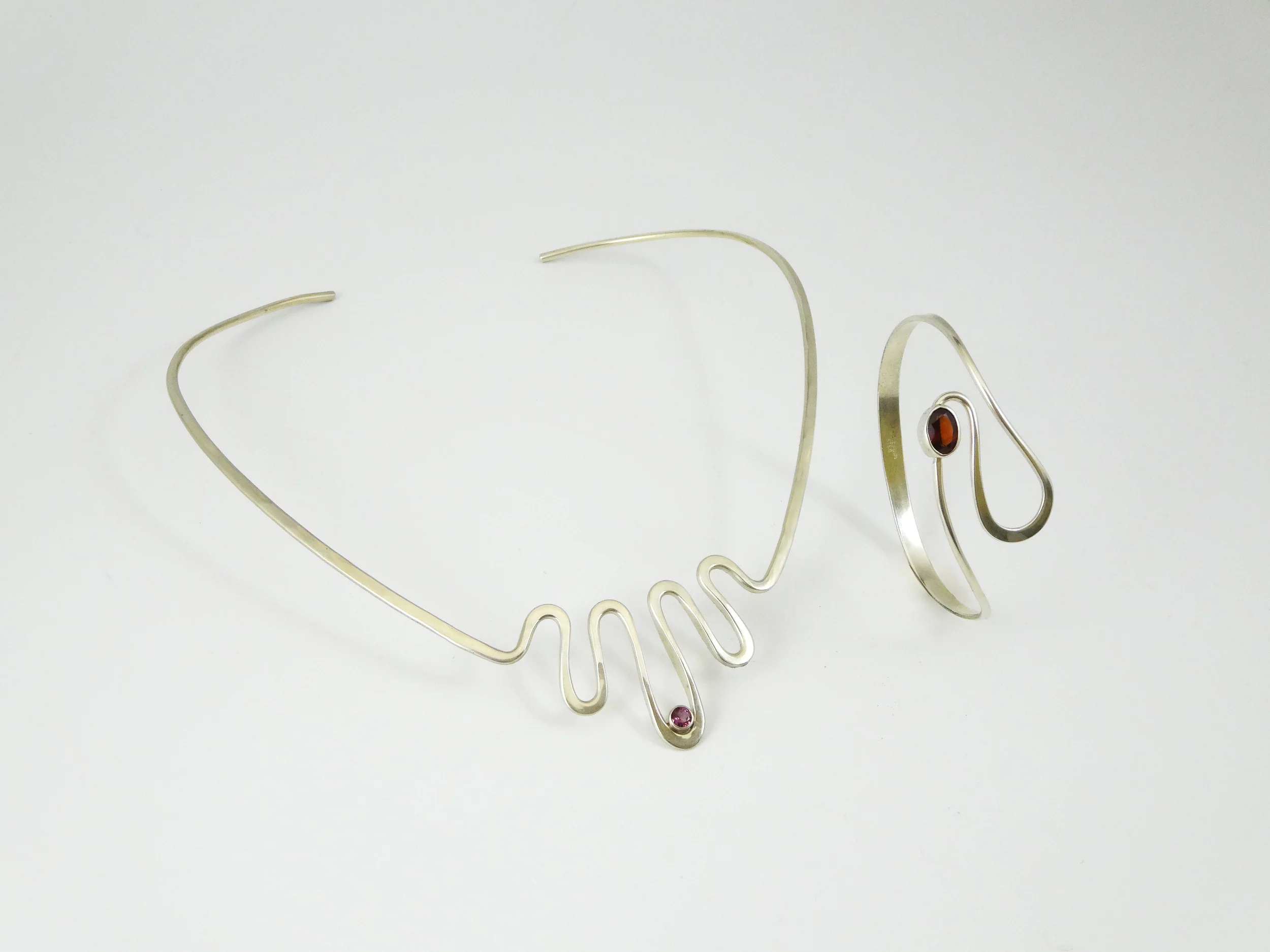 Squiggle Collar and Bracelet