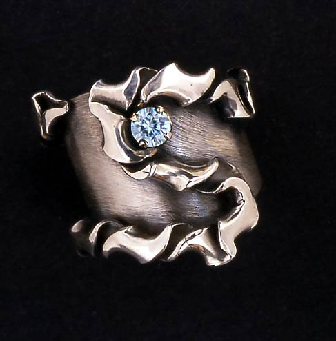 ringtwist.jpg
