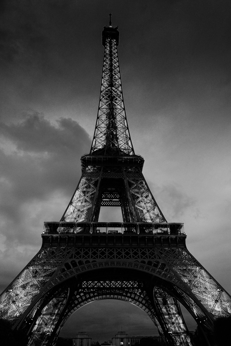 paris-tour-d'eiffel-tower-william-bichara-photographer-studies-personal-work-16.jpg