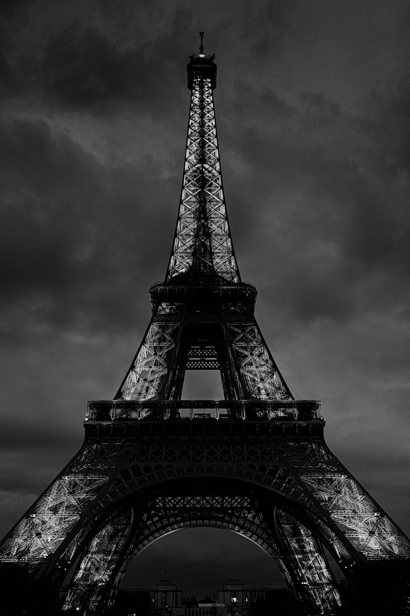 paris-tour-d'eiffel-tower-william-bichara-photographer-studies-personal-work-17.jpg