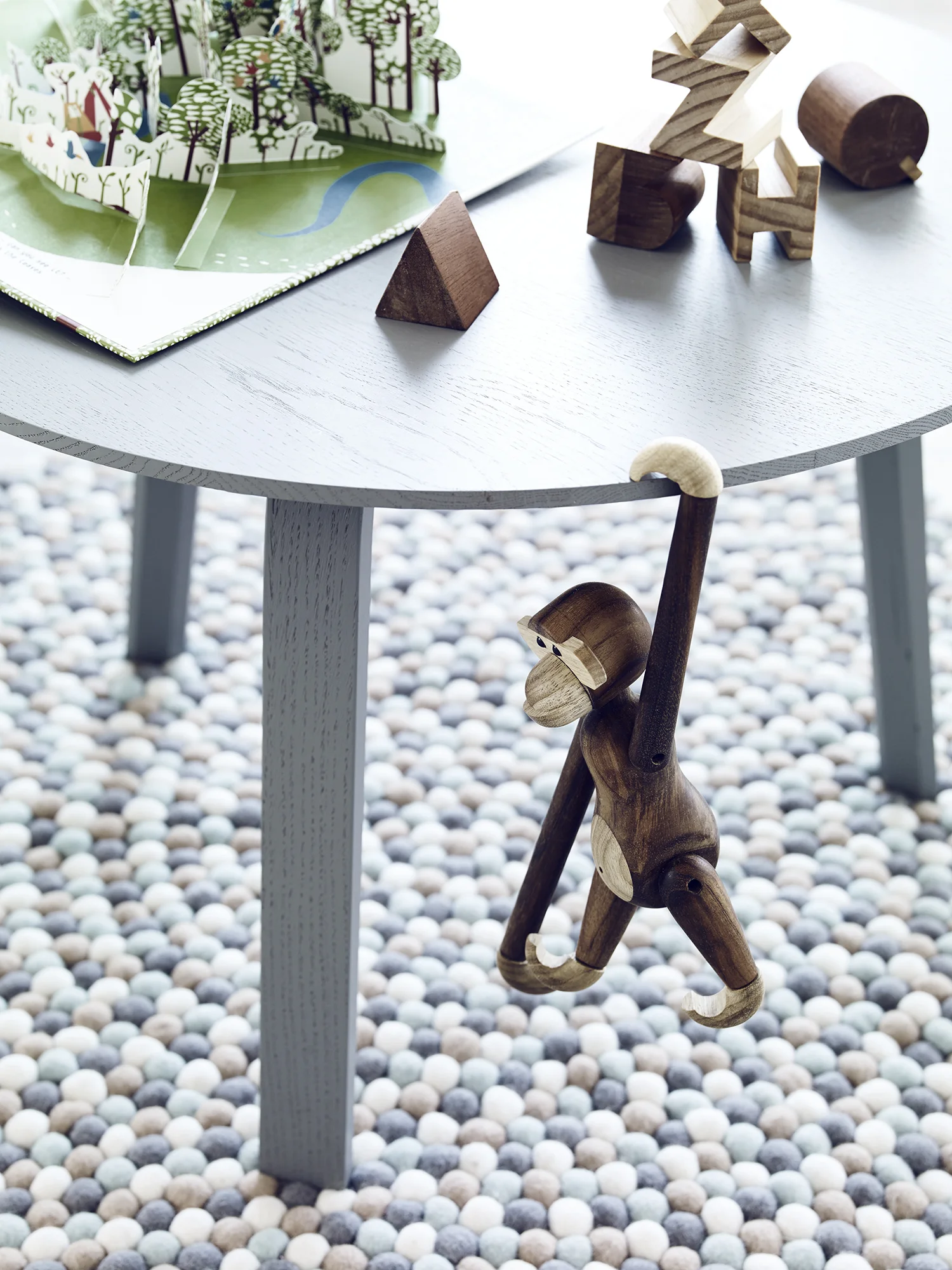 Client: ELLE Decoration Project: Mini Adventure Photographer: Jake Curtis