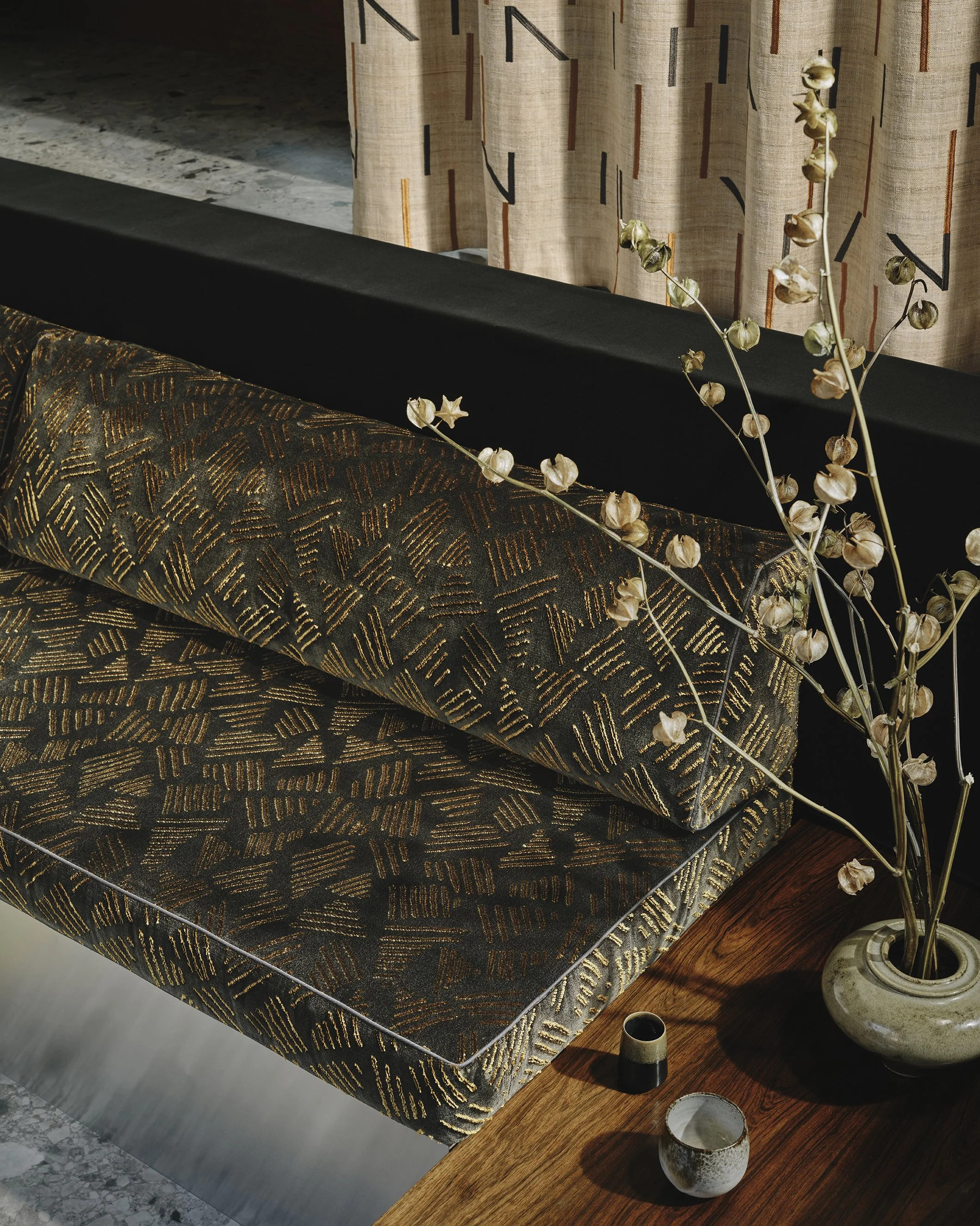 Client: Larsen Project: 2024 Collection Photographer: Christopher Horwood