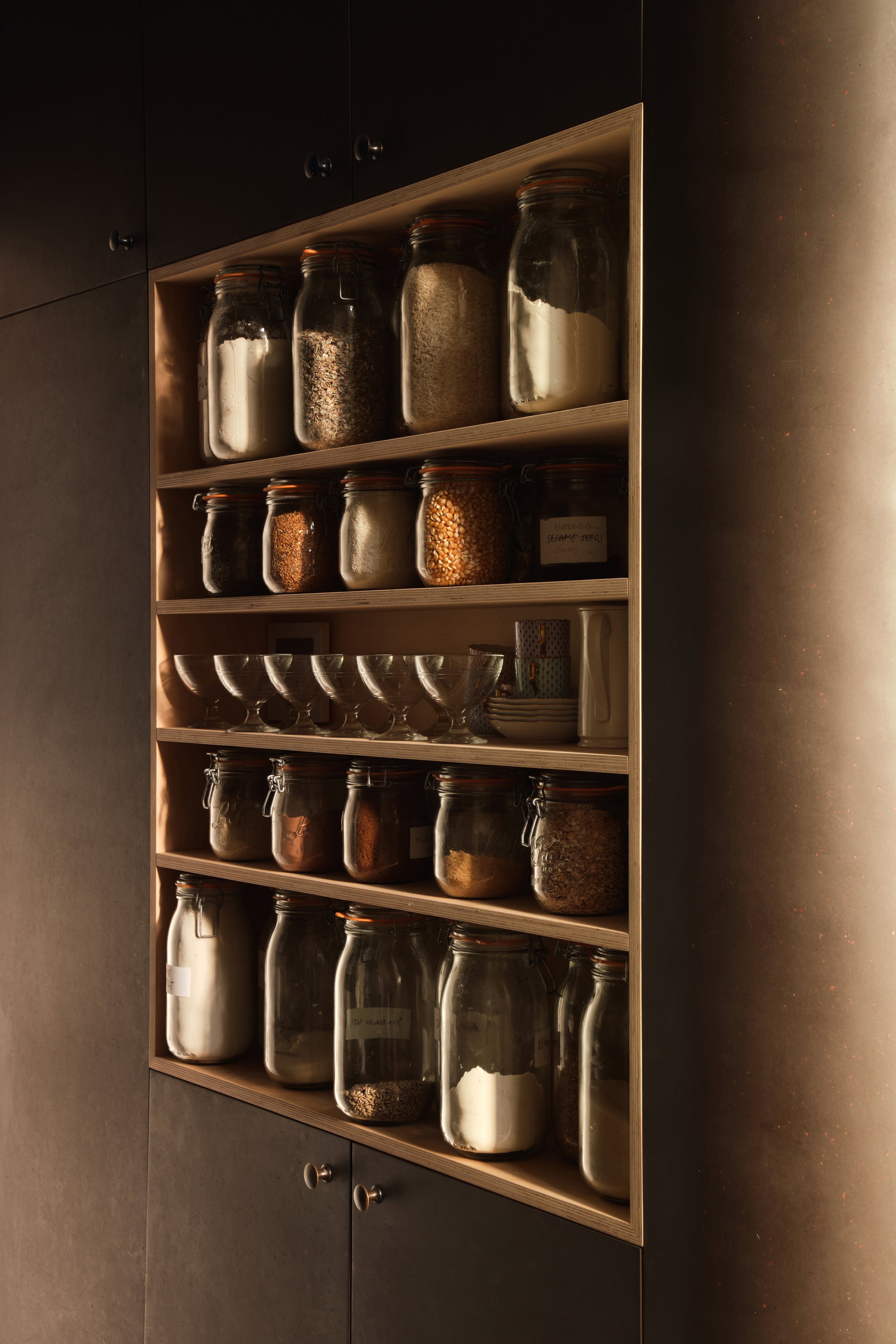 Client: Mosley Thorold Project: Mildmay Apartment Photographer: Ollie Tomlinson
