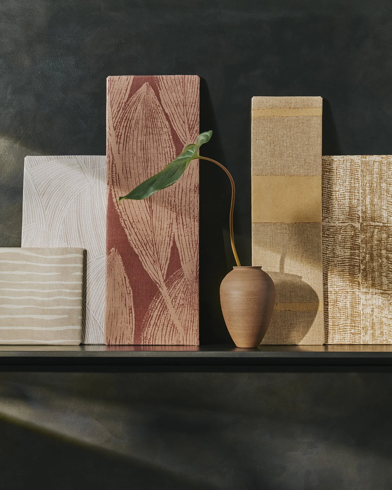 Client: Larsen Project: 2025 Collection Photographer: Christopher Horwood