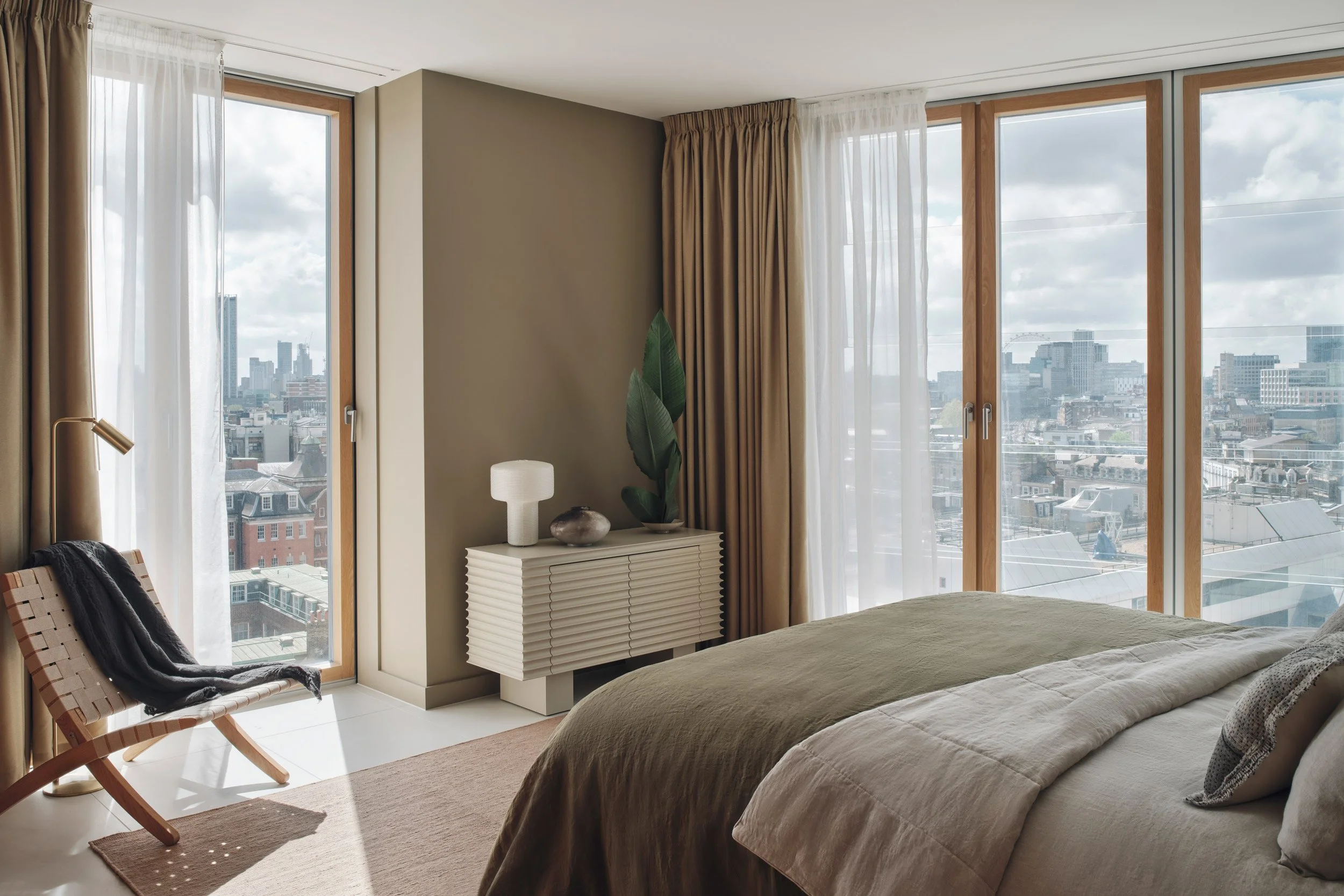 Client: REM Project: Shard Place Photographer: Nick Rochowski