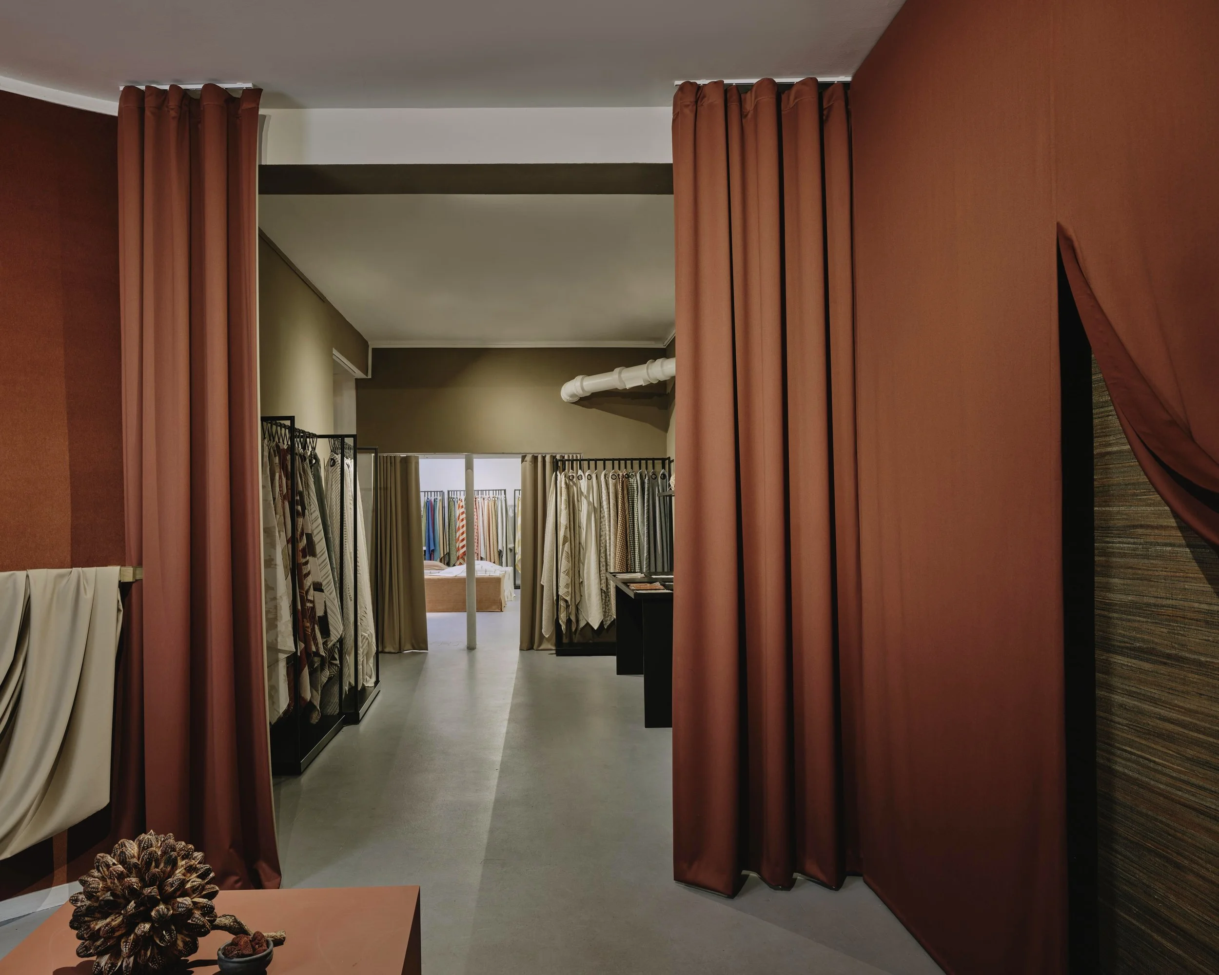  Client:  Larsen  Project:  Galerie Larsen, Paris  