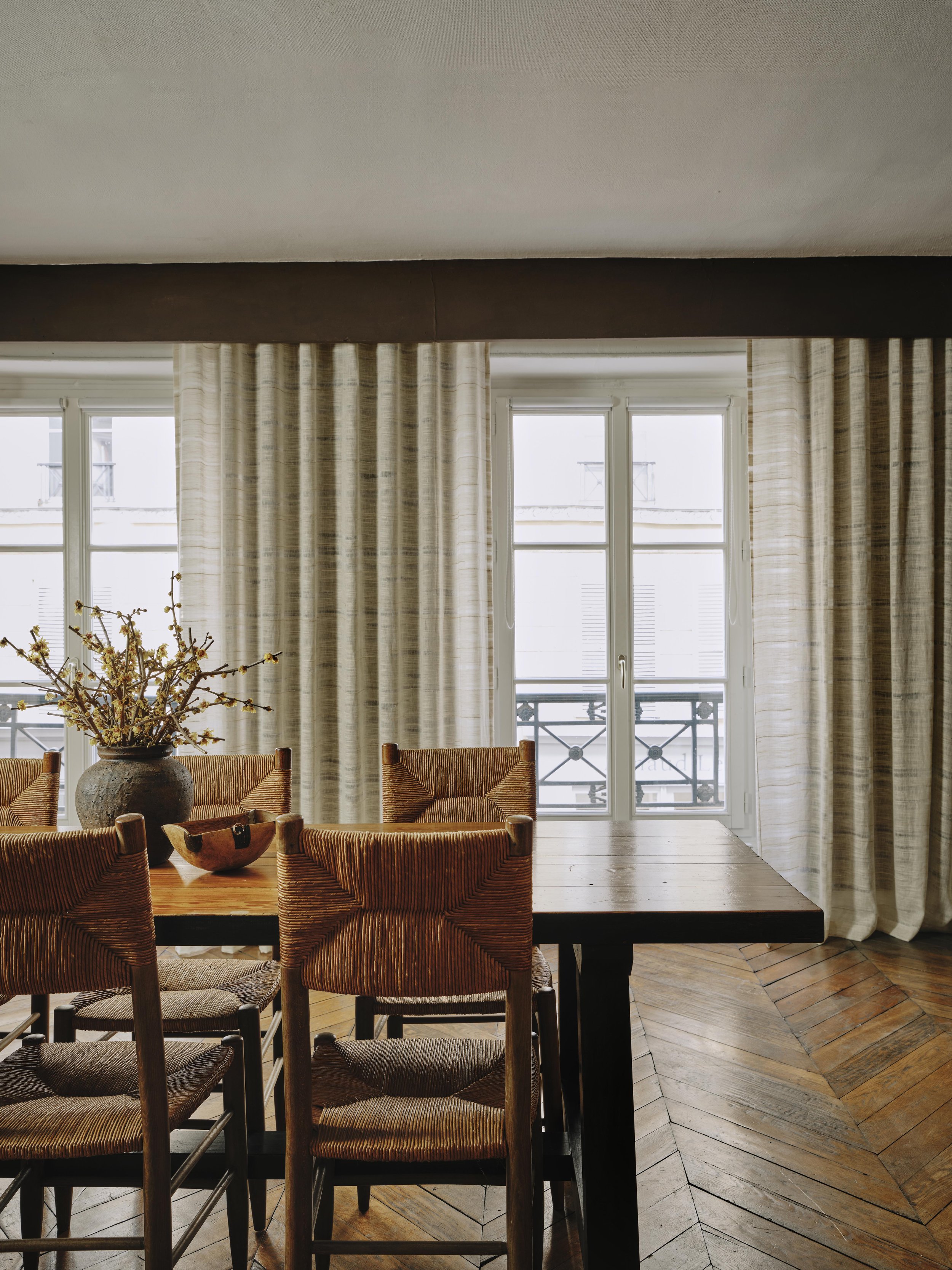  Client:  Larsen  Project:  Galerie Larsen, Paris  