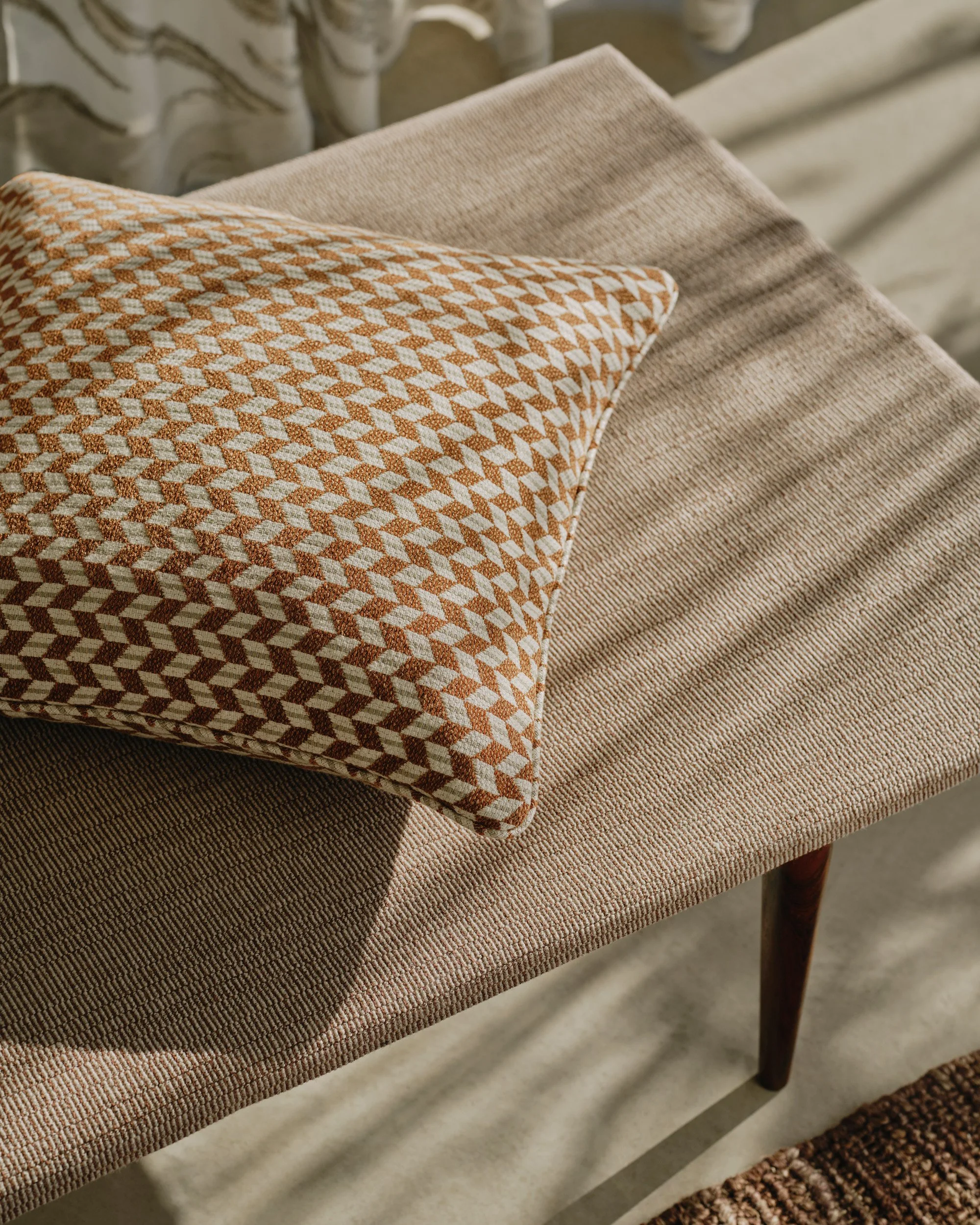  Client:  Larsen   Project:  2026 Collection  Photographer:  Christopher Horwood  