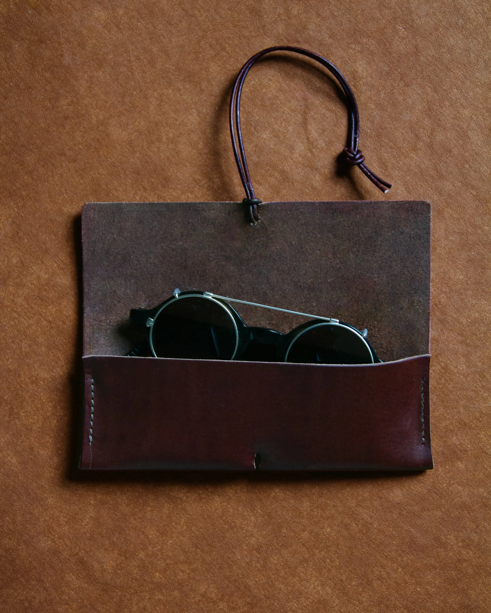 Or Eyewear Wrap Open Brown.jpg