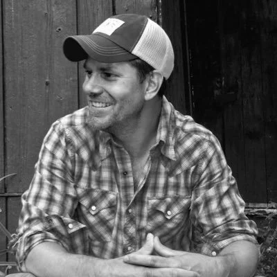 <i>Lie in Wait</i> Author Eric Rickstad