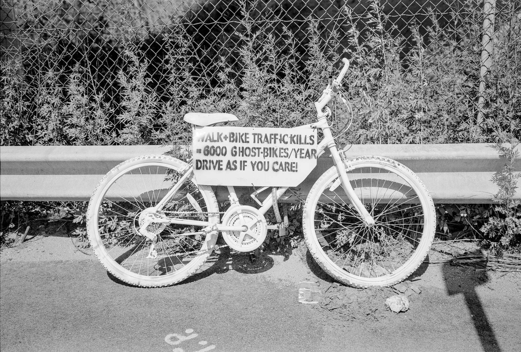 Ghost bike on Allens Ave, June 2006