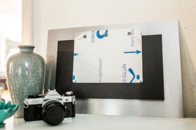 This is what the back looks like if you choose the float mount option. You can also choose a magnet backing if you want to hang smaller ones on your fridge! 
