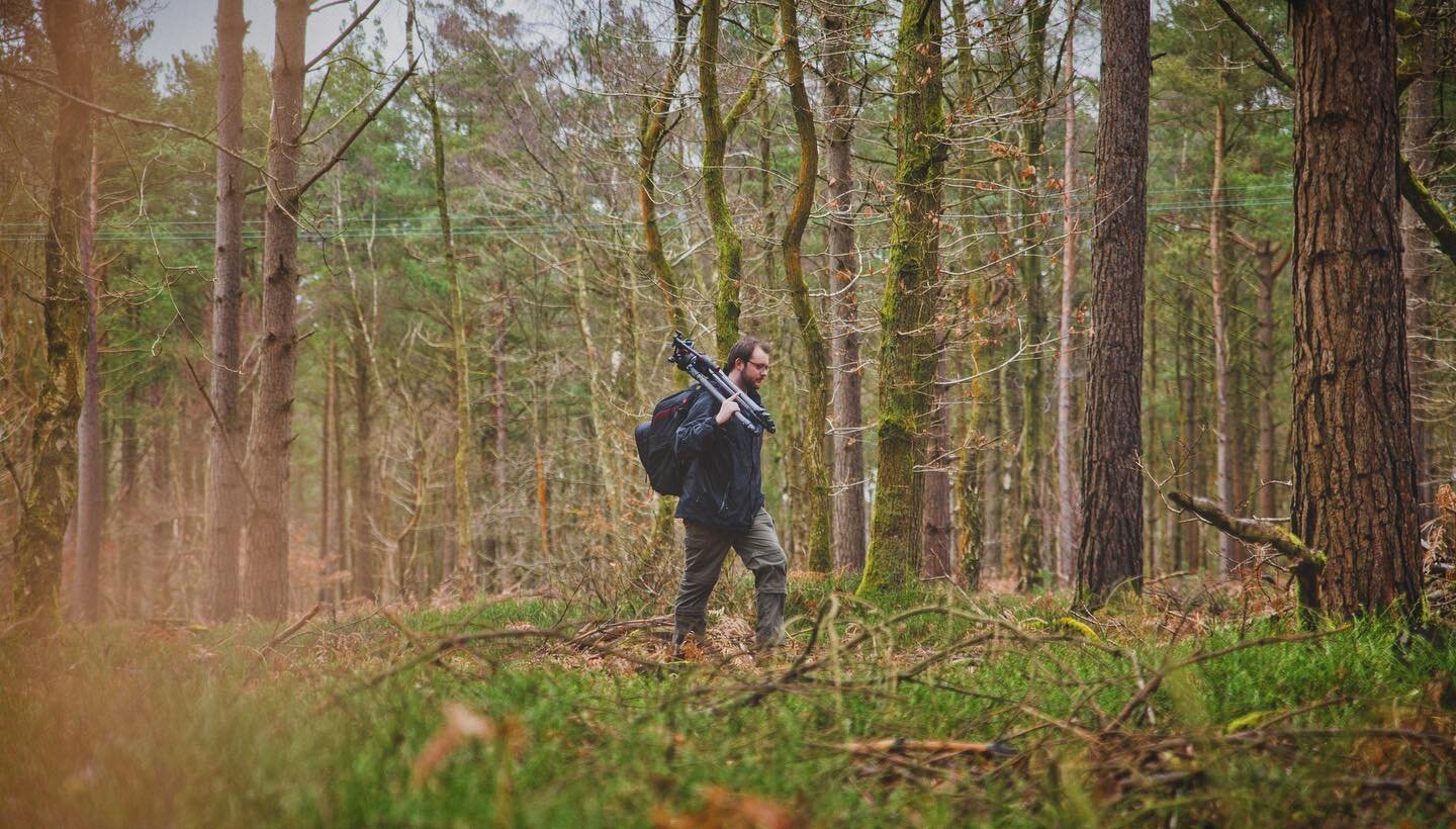 Nothing better than exploring and filming in the great outdoors. Taken a few years ago by @_richtarr for a @manfrottoimaginemore campaign.
.
NITRO N6 head and CF tripod, Pro Cinema Expand backpack.
.
@thatsurreylife @surreyhillsaonb @visitsurrey @zei