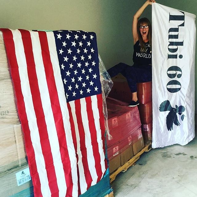 It's WILD that it's been 2 years since we got Tubi 60 to the US! True story, half of the first shipment almost fell off the back of the truck when it was being delivered! As luck would have it, the delivery guy saved it with his slick moves! We've been so lucky to have the support of the world's best fans as we've tried to get Tubi into more and more hands and introduce them to PURE HAPPINESS! From a few stores in Texas and New York in the beginning to California, Florida, New Jersey, Michigan, Massachusetts, Pennsylvania, and a few more to come this year, the journey continues with your help! As always, hit us up anytime you want to request your favorite store to carry Tubi! 🙏🎉😎🍋#Tubi60